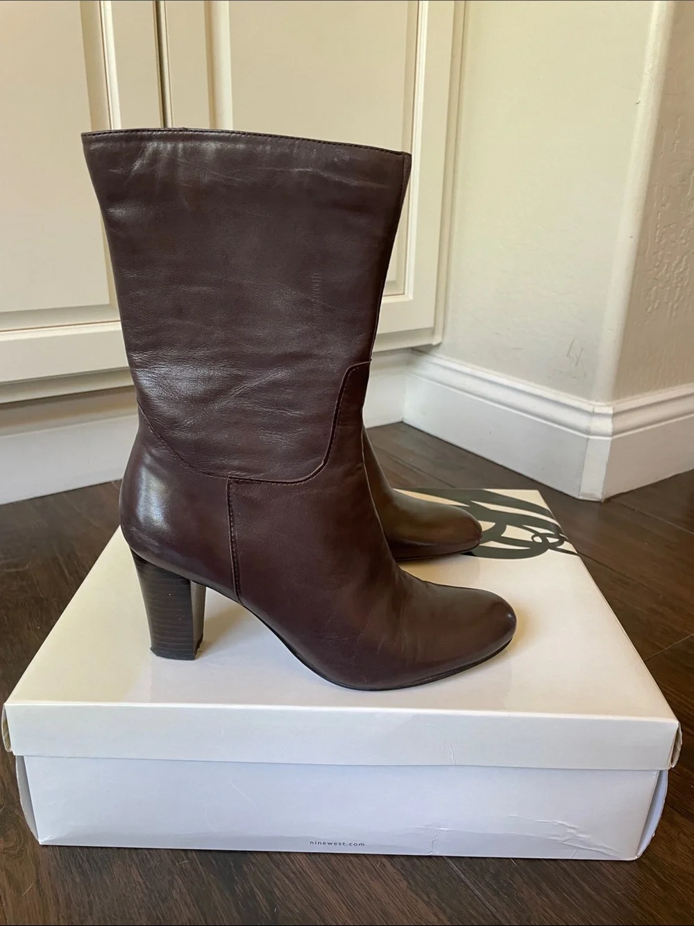NINE WEST Leather Boots! - Picture 1 of 5
